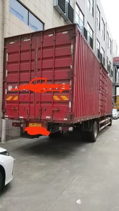 Dongfeng Liuzhou Chenglong H5 220 hp 4X2 9.6 m - фото 3