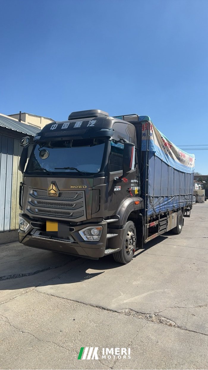 Sinotruk HOWO TS5 300 hp 4X2 6.75 m - грузовик из Китая