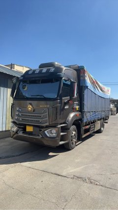 Sinotruk HOWO TS5 300 hp 4X2 6.75 m - фото 1