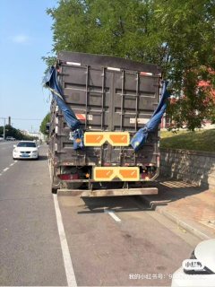 Sinotruk HOWO TS5 300 hp 4X2 6.75 m - фото 3