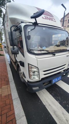 JMC 143 hp 4X2 4.2 m - фото 3