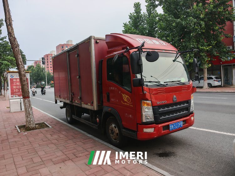 2020 SINOTRUK HOWO Light Duty Truck 110 hp 4X2 4.15 m