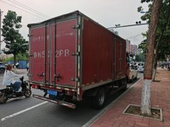 SINOTRUK HOWO Light Duty Truck 110 hp 4X2 4.15 m - фото 2