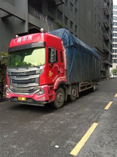 JAC Gallop A5 245 hp 6X2 9.5 m - фото 1