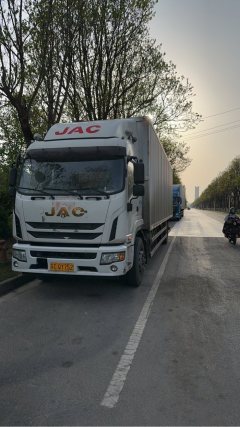 JAC Q9 220 hp 4X2 9.8 m - фото 2