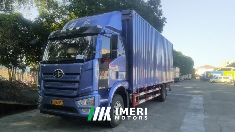 2024 FAW Jiefang J6L 220 hp 4X2 7.7 m
