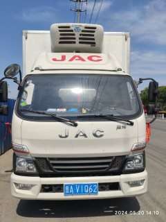 JAC Junling Shunling V6 600 hp 4X2 4.2 m - фото 1