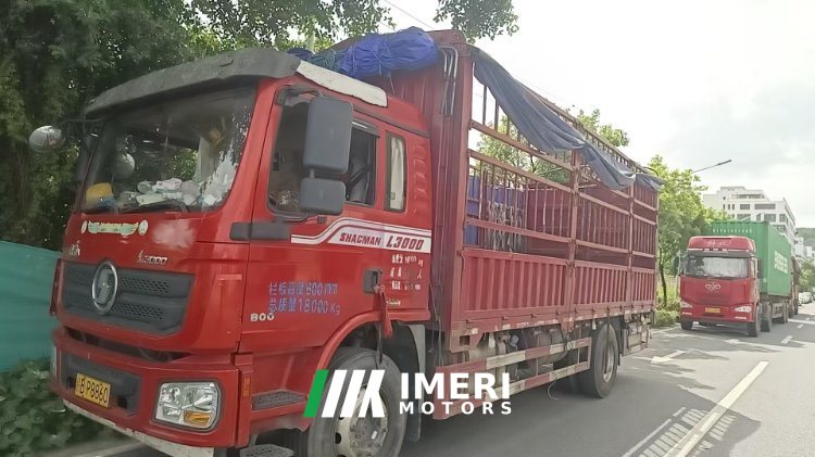 2020 Shacman Delong L3000 220 hp 4X2 6.75 m
