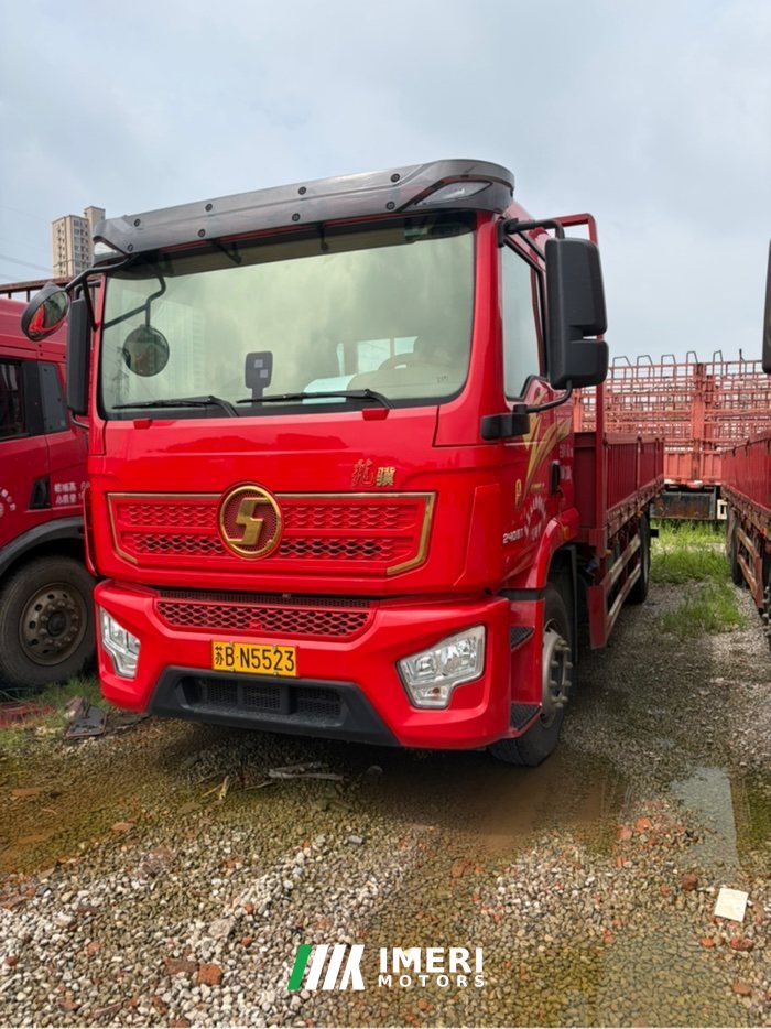 2025 Shacman Delong L3000 240 hp 4X2 6.8 m