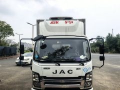 JAC M6 130 hp 4X2 4.2 m - фото 6