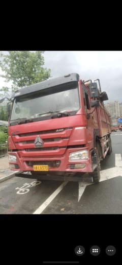 Sinotruk HOWO TX7 440 hp 8X4 6.8 m - фото 8